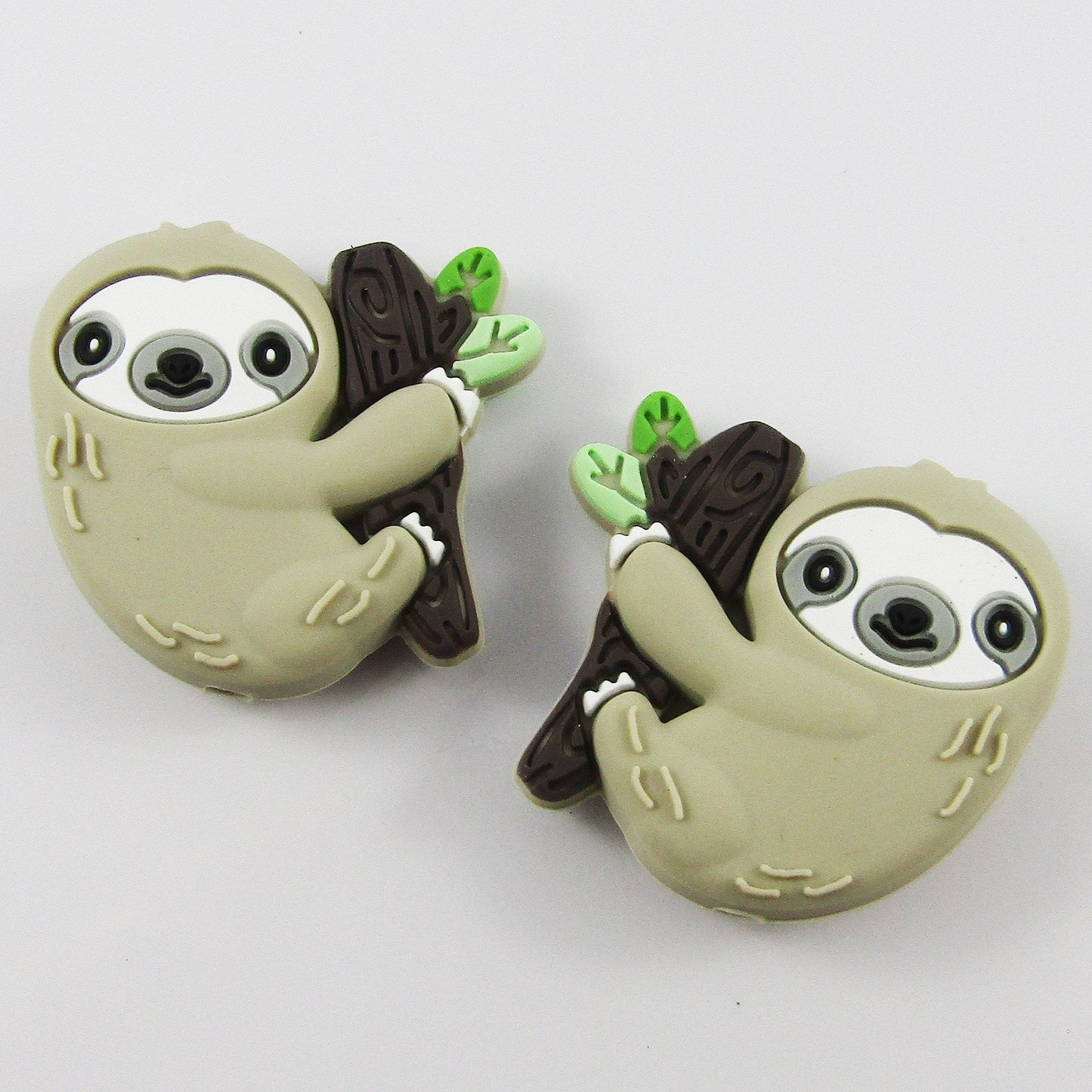 2pcs Sloth Silicone Focal Bead Brown 32x33x9mm Hole 3.5mm Pen Keychains