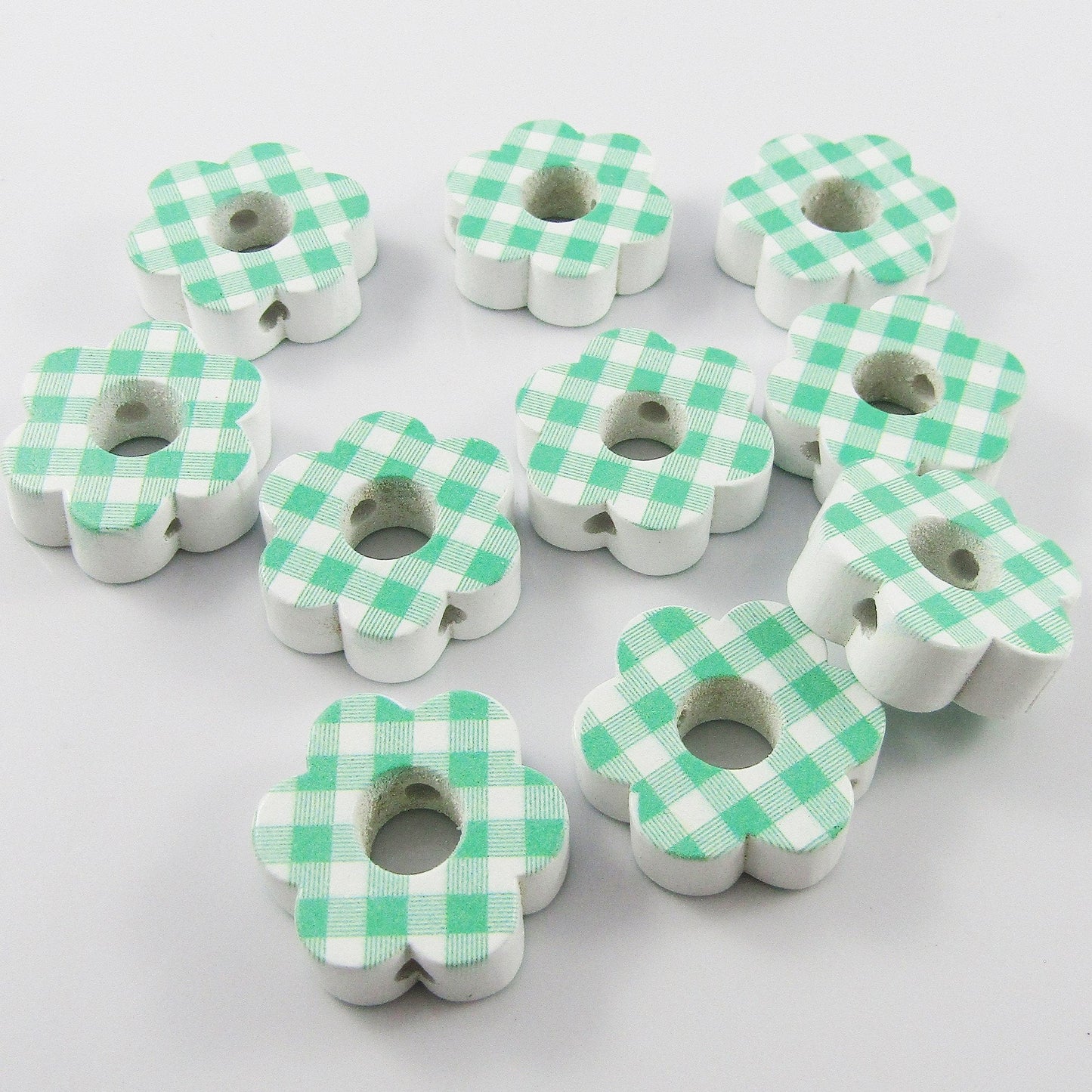 10pcs Printed Hemu Wood Green Gingham Flower Bead Craft 22x24mm Hole 3mm