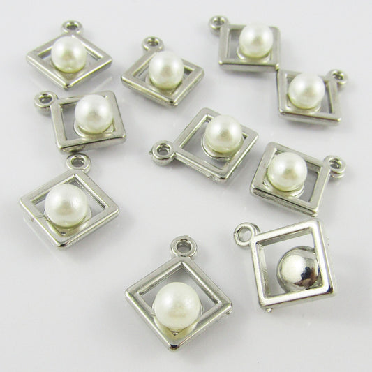 10pcs Pearl in Diamond Charm Pendant 17x14x7mm ACRYLIC