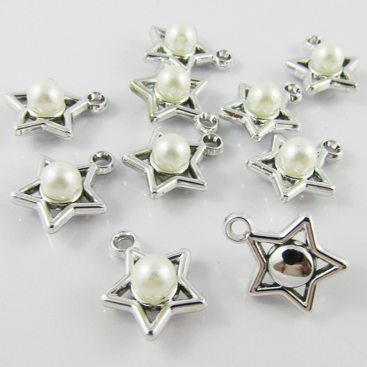 10pcs Pearl in Star Charm Pendant 17x14x8mm ACRYLIC