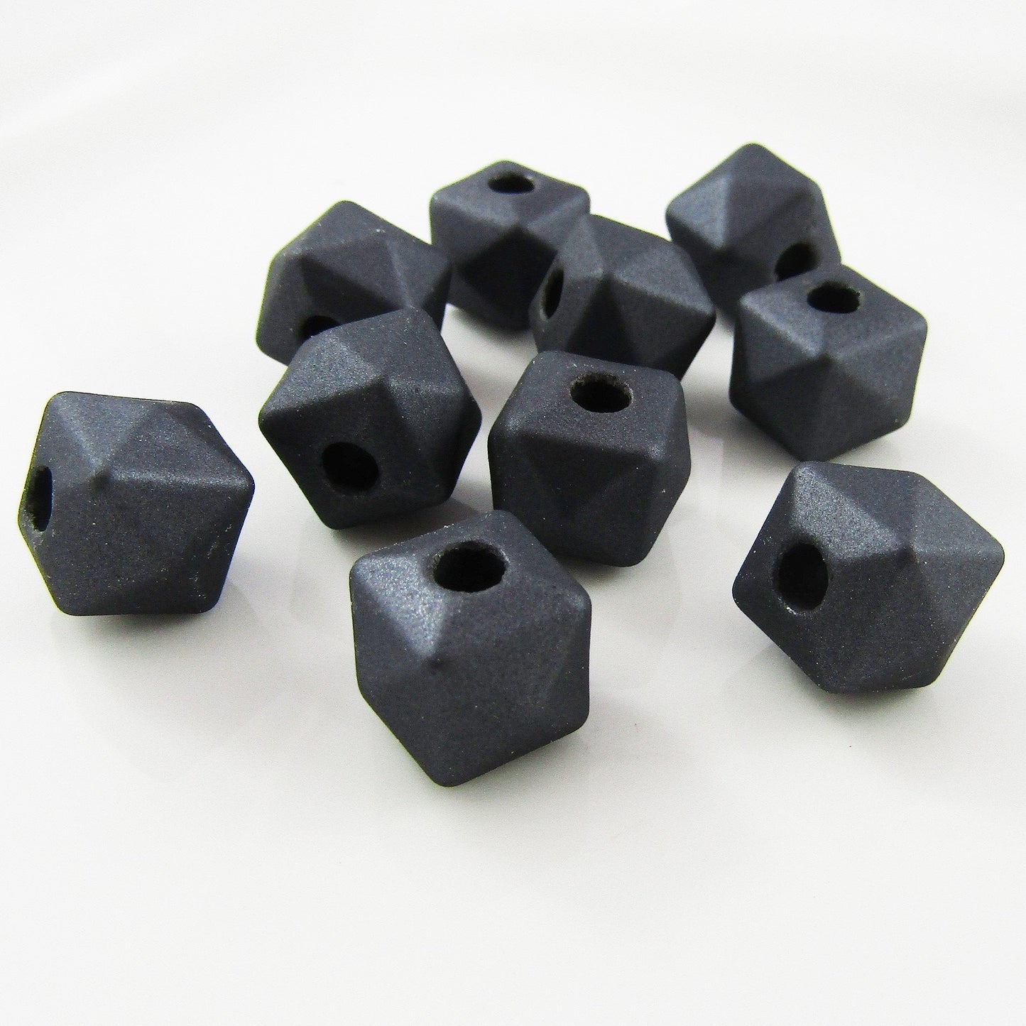 10pcs Acrylic Rubber Look Polygon Metallic Grey Craft Bead 13x13x11mm Hole 3.5mm