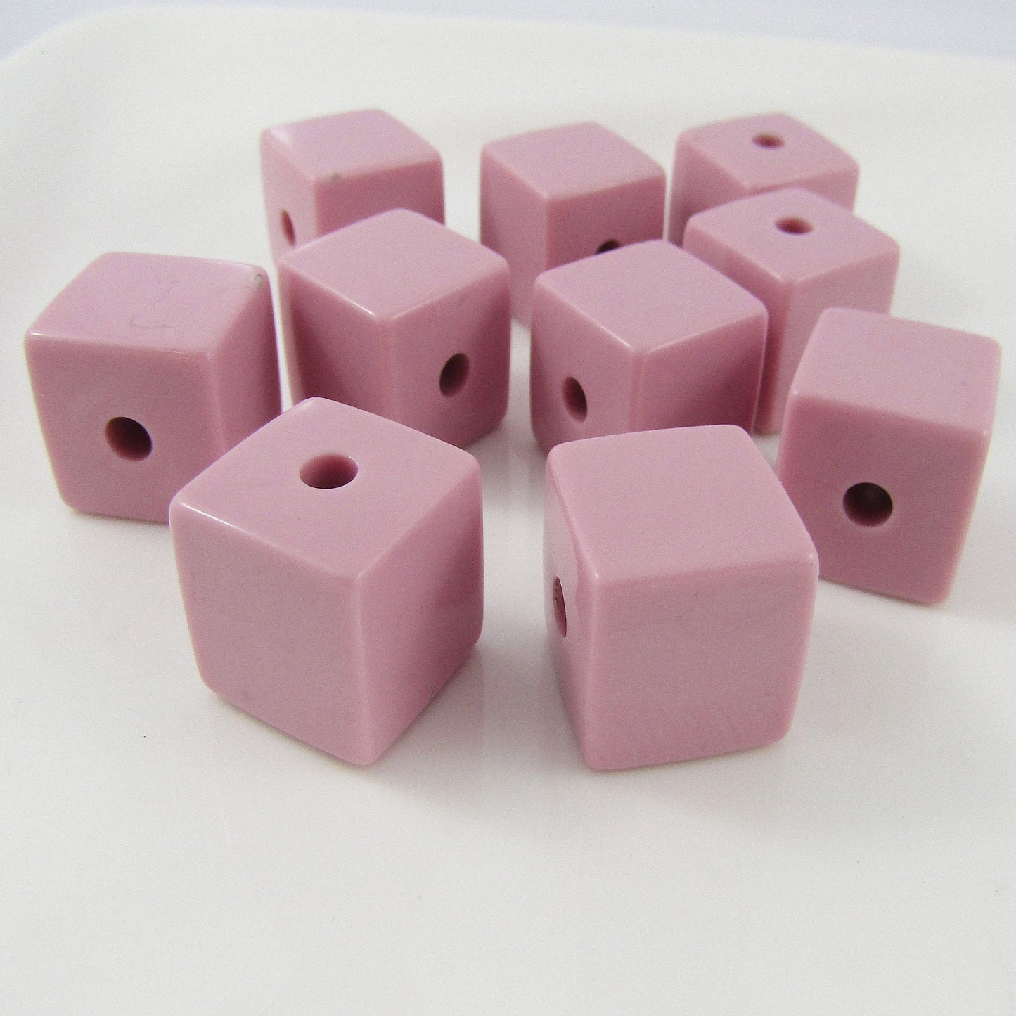 10pcs Acrylic Cube Pink Craft Bead 15x15x15mm Hole 3.5mm