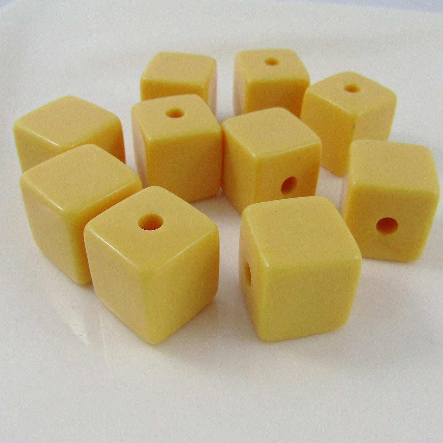 10pcs Acrylic Cube Yellow Craft Bead 15x15x15mm Hole 3.5mm